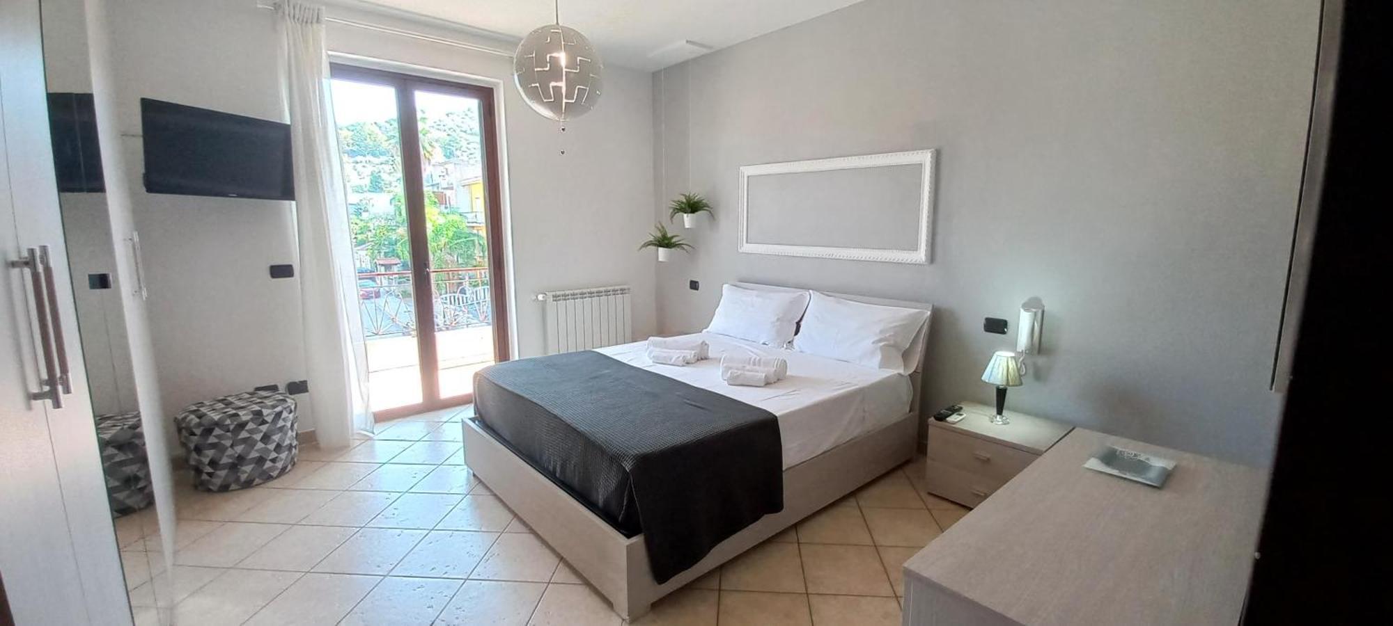 L'Isola Di Ago Appartement Torregrotta Buitenkant foto